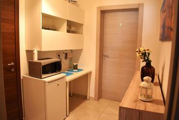 پانسیون Targura Lodging