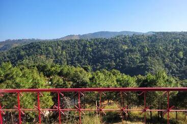 پانسیون Vati Guesthouse