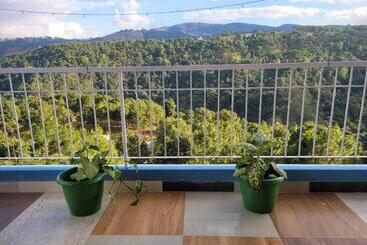 پانسیون Vati Guesthouse