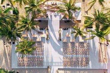 هاستل Cataleya Beach Boutique Villas