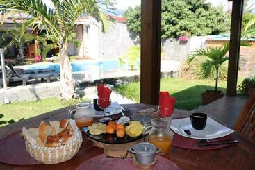 هاستل Chalet De Lise