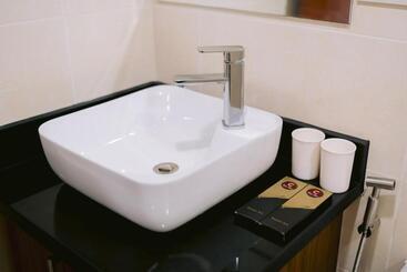 هاستل Cris Inn Tagum
