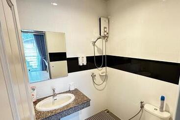 تختخواب و صبحانه Auriflex House