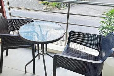 تختخواب و صبحانه Auriflex House