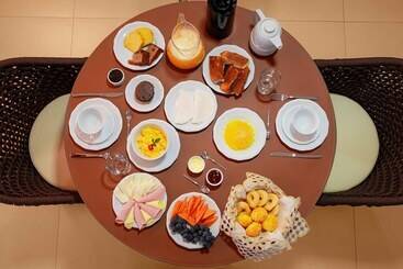 تختخواب و صبحانه Joia Rara Pousada