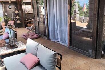 تختخواب و صبحانه La Vista, Chambre D Hôte Chez L Habitant