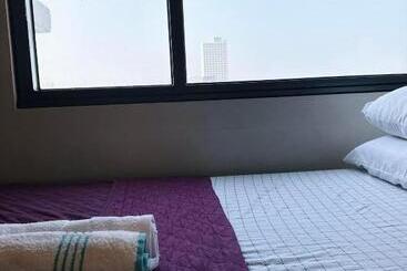 Edwards Bed 3