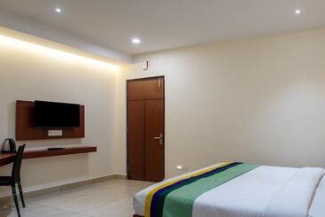 Itsy Hotels Meraki Grand