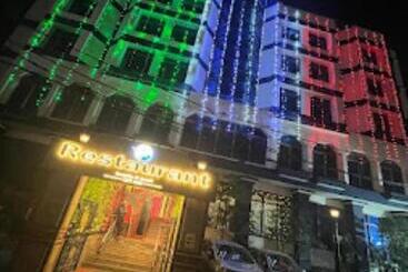هتل Mera Mann,lucknow
