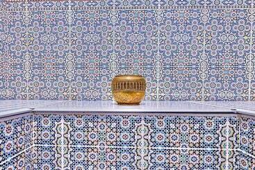 پانسیون Bungalow Kousmat 1