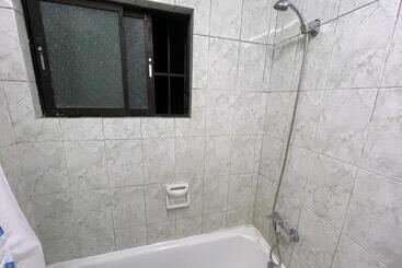 پانسیون Hostal Entreorientes