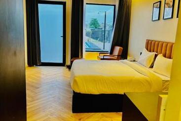 Vintclub Resort