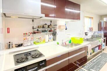 Hostel ｇｕｅｓｔ　ｈｏｕｓｅ　てぃんが〜ら