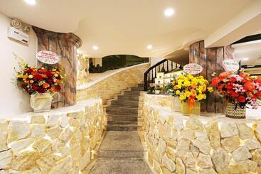 Babeeni Family Hotel Sapa