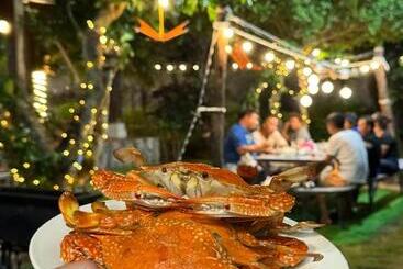 تختخواب و صبحانه Bưng Riềng Garden