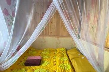 تختخواب و صبحانه Mountain Valley Local Homestay