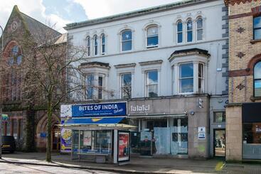 Botanic Avenue Hostel Less Than A Mile From The City Centre