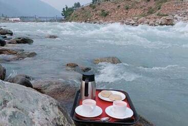 هتل Sojourn Cottages Pahalgam
