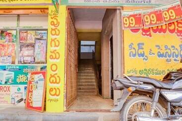 Oyo Flagship Hotel Bommarillu