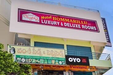 Oyo Flagship Hotel Bommarillu