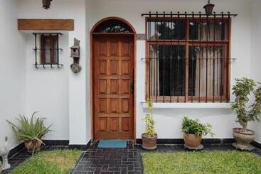 پانسیون Habitacion Doble Vista A La Huaca Miraflores