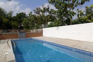 پانسیون Sol Rouge Private Pool Villa