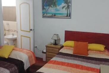 تختخواب و صبحانه Hospedaje Punta Hermosa