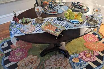 تختخواب و صبحانه Magnolia Llc Short Term Rentals Private Room On The Second Floor