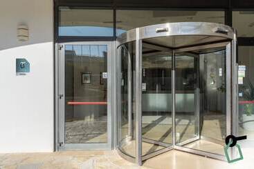 هتل Hotiday Room Collection   Otranto