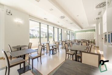 هتل Hotiday Room Collection   Otranto