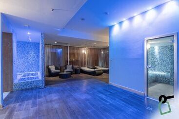 هتل Hotiday Room Collection   Otranto