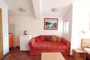 Markovic Apartmani Becici