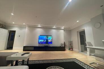 پانسیون Double Room En Suite Free Parking