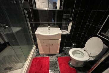 پانسیون Double Room En Suite Free Parking