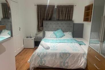 پانسیون Double Room En Suite Free Parking