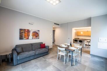 پانسیون 350 M Dall Ospedale Maggiore L Parcheggio Privato Free L Nova Galileo