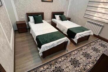 بنسيون Moonlight Guest House