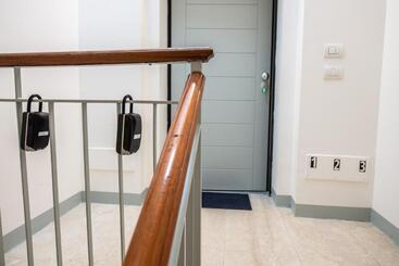 پانسیون 350 M Dall Ospedale Maggiore L Parcheggio Privato Free L Nova Galileo