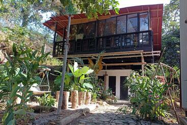هاستل Hostal Las Mariposas Minca