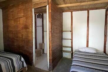 הוסטל Naif Habitaciones