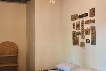 הוסטל Naif Habitaciones