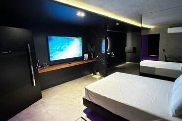 All In Motel