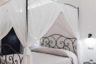 B&b Rhea Luxury