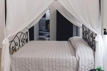 B&b Rhea Luxury