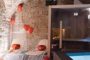 B&b Rhea Luxury