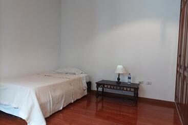 تختخواب و صبحانه Conforta Rentals & Spa