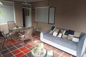 تختخواب و صبحانه Conforta Rentals & Spa