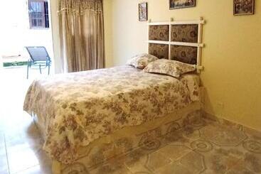 هتل Belo Bay Apartment