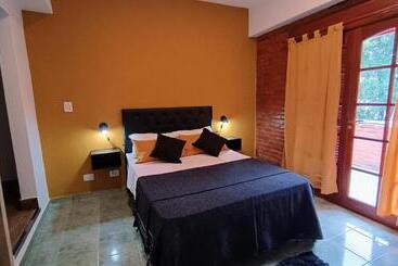 هتل Hostería Suites Del Centro