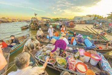 هتل Khách Sạn Nam đô 1